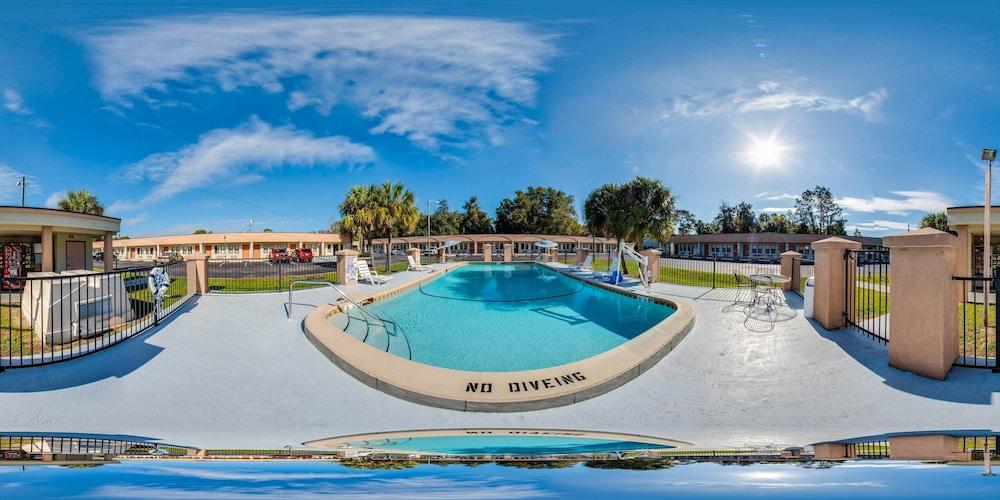 Econo Lodge Crystal River Exteriér fotografie