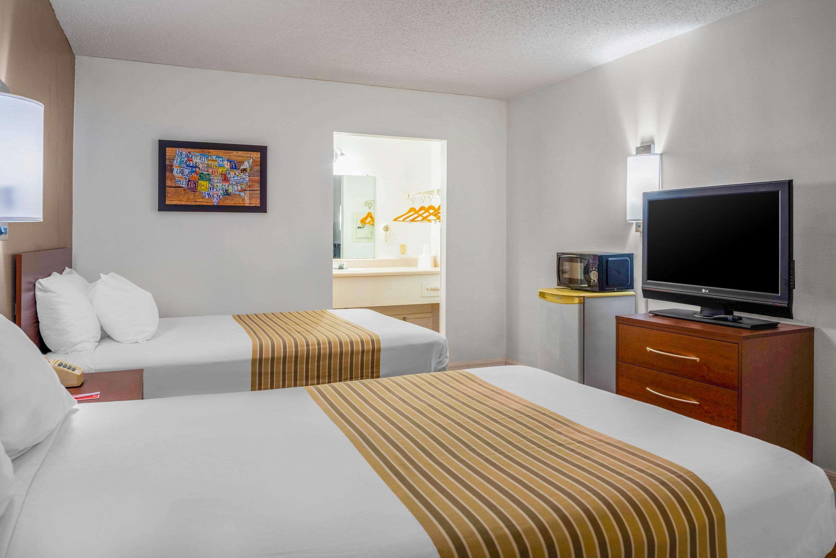 Econo Lodge Crystal River Exteriér fotografie