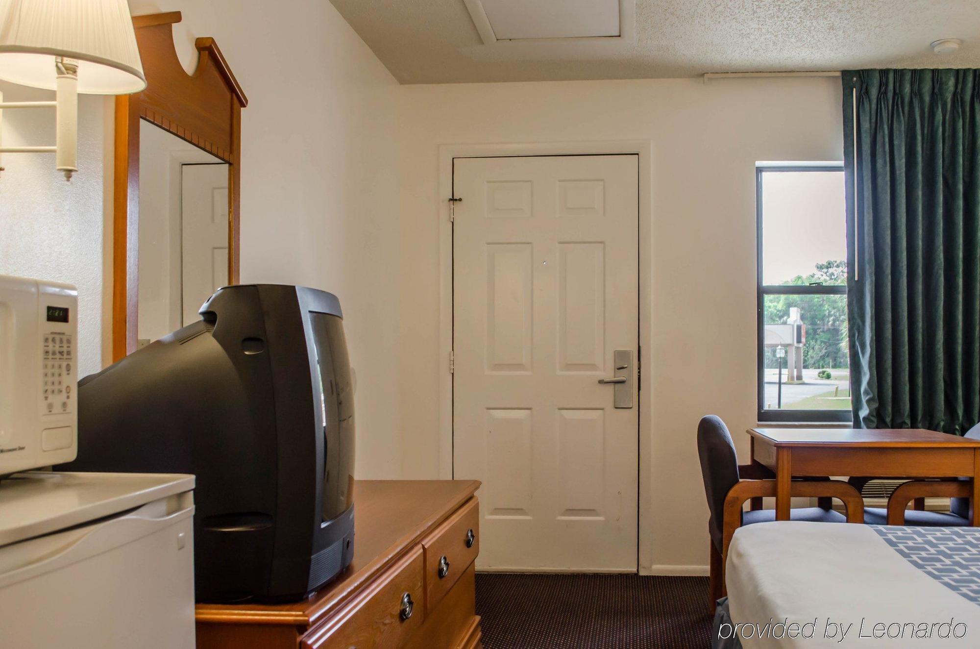Econo Lodge Crystal River Exteriér fotografie