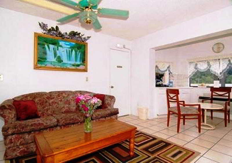 Econo Lodge Crystal River Exteriér fotografie